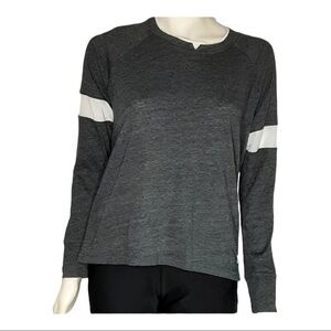 Under Armour Loose Top Sz medium